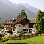 Apartment Gaestehaus Rettenbacher Fulpmes