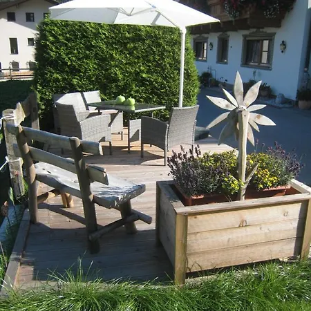 Gaestehaus Rettenbacher Daire Fulpmes