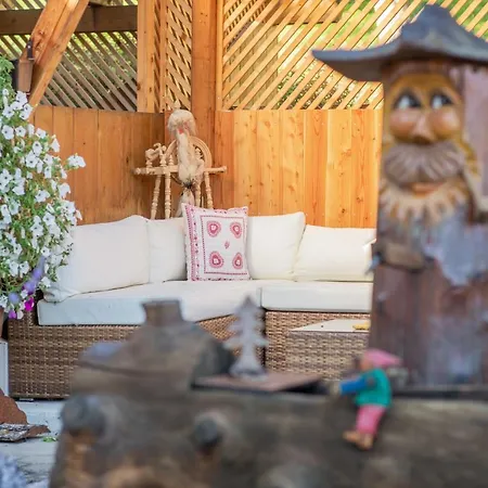 Daire Gaestehaus Rettenbacher