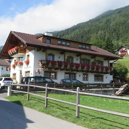 Gaestehaus Rettenbacher Fulpmes