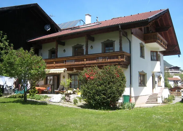 Gaestehaus Rettenbacher Apartment Fulpmes