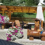 Gaestehaus Rettenbacher * 플메스