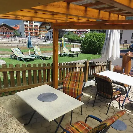 Gaestehaus Rettenbacher Appartement Fulpmes
